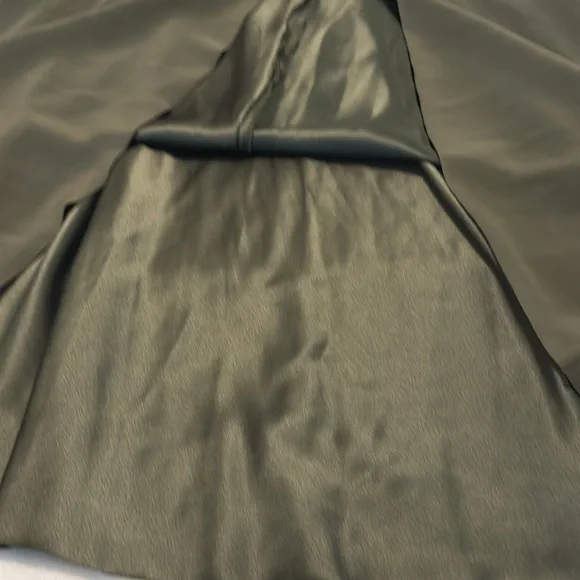 Vince Olive Green Tie-Front Maxi Dress SZ XL v-neck luxurious designer NWT - Picture 14 of 15